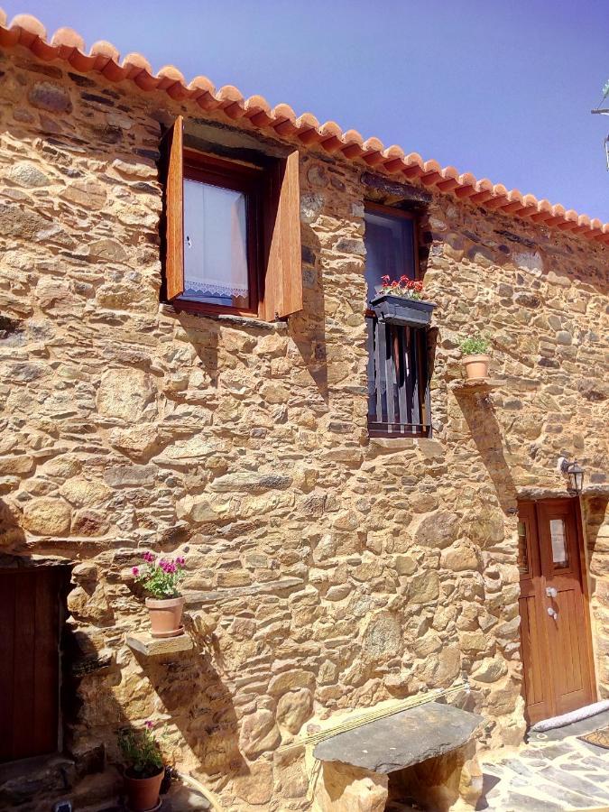 Refugio Do Raposo/Casa Deneb Villa Montes da Senhora Dış mekan fotoğraf